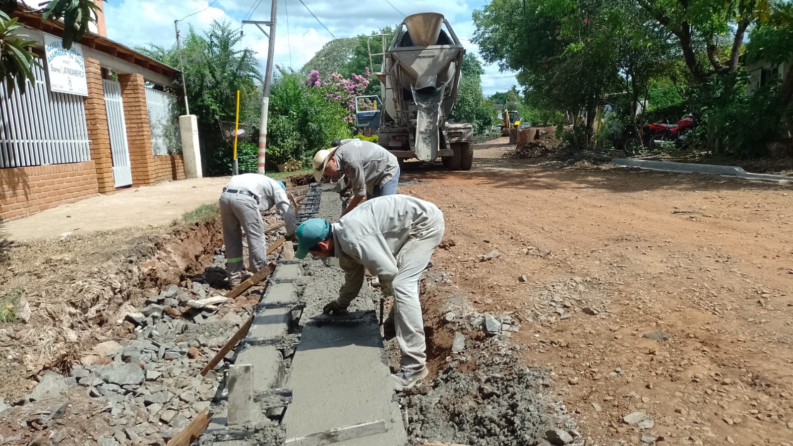 Obras hidráulicas en Barrio Latinoamérica